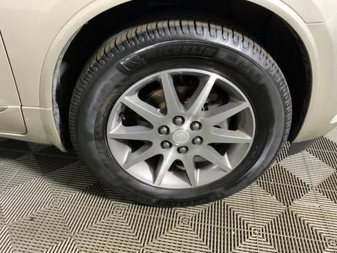 Used 2014 Buick Enclave Leather FWD image 12