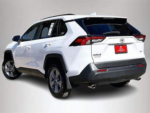 Used 2024 Toyota RAV4 XLE image 4