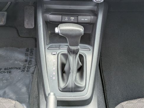 Used 2020 Kia Rio S FWD image 17