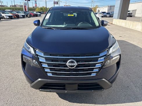 New 2026 Nissan Rogue SV image 8