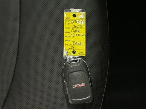 Used 2022 GMC Terrain SLT image 44