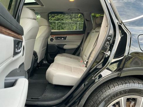 Used 2020 Honda CR-V Touring image 12