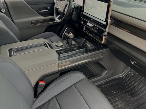 New 2025 GMC Hummer EV 3X image 16