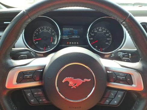 Used 2017 Ford Mustang GT Premium RWD image 23