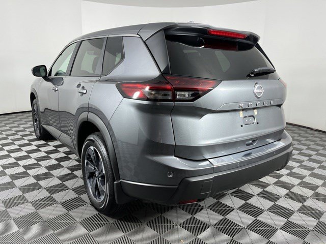 Used 2026 Nissan Rogue SV FWD image 6