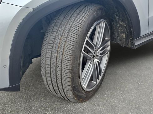 Certified 2025 Mercedes-Benz GLS 450 4MATIC image 31