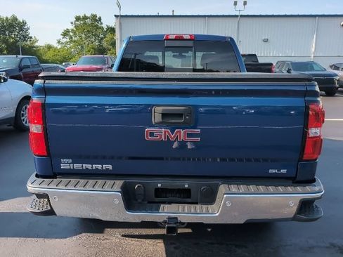 Used 2018 GMC Sierra 1500 SLE w/ SLE Value Package AWD/4WD image 2
