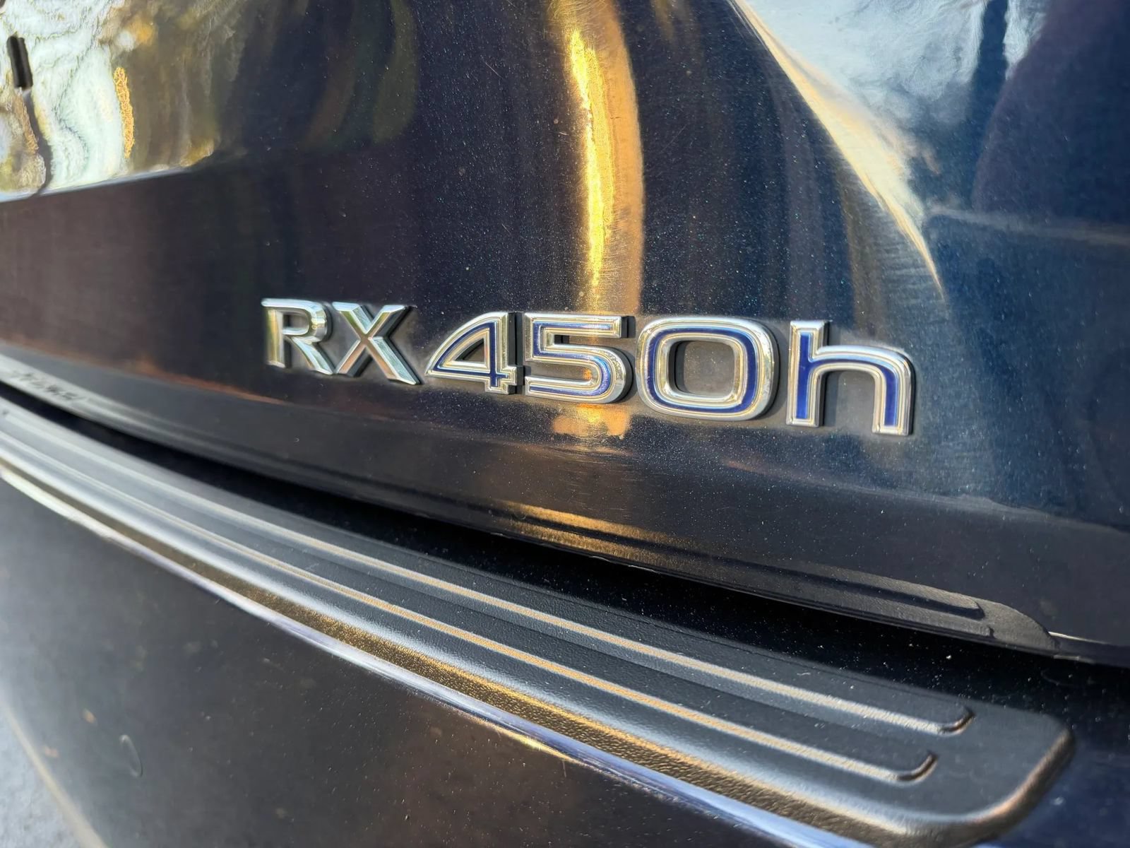 Used 2019 Lexus RX 450h AWD w/ Navigation Package image 9