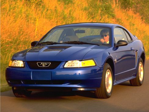 Used 1999 Ford Mustang Coupe RWD image 1