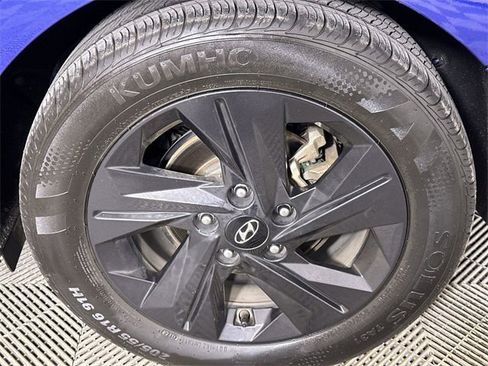 Used 2022 Hyundai Elantra SEL w/ Convenience Package image 34