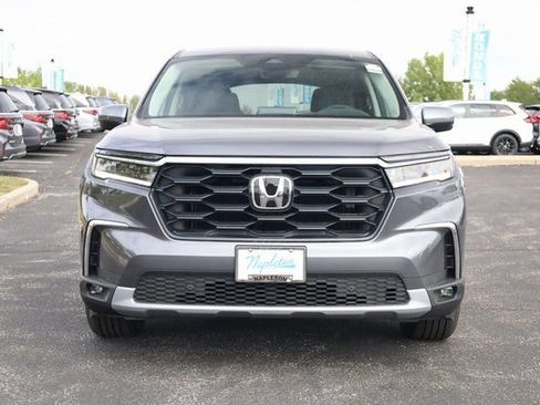 New 2025 Honda Pilot EX-L image 3