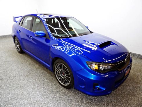 Used 2011 Subaru Impreza WRX STI Limited image 3