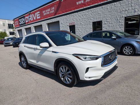 Used 2019 INFINITI QX50 Luxe w/ Navigation Package FWD image 1
