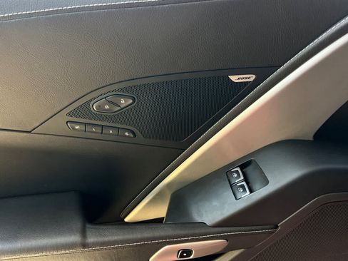 Used 2019 Chevrolet Corvette Stingray Coupe RWD image 11