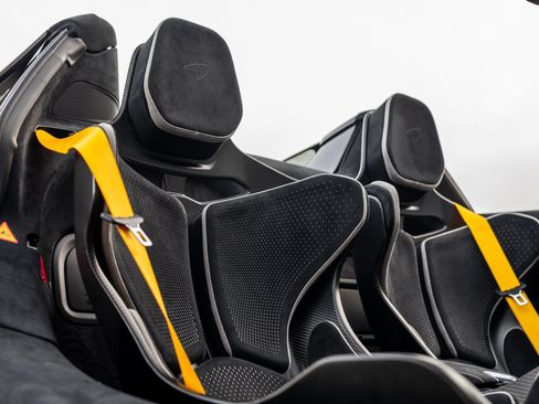 Used 2024 McLaren 750S Spider RWD image 36