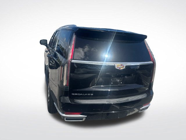 Used 2021 Cadillac Escalade Premium Luxury RWD image 4