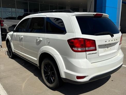 Used 2019 Dodge Journey SE w/ Blacktop Package FWD image 8