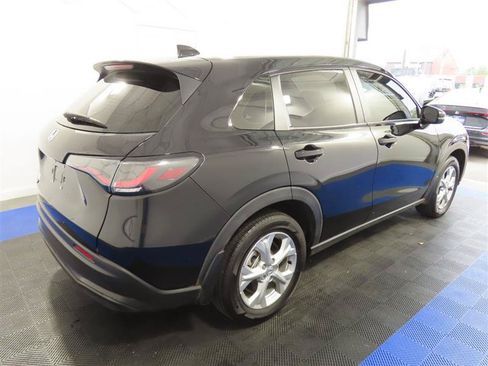 Used 2025 Honda HR-V LX image 14