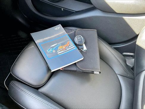 Used 2016 MINI Cooper S image 37