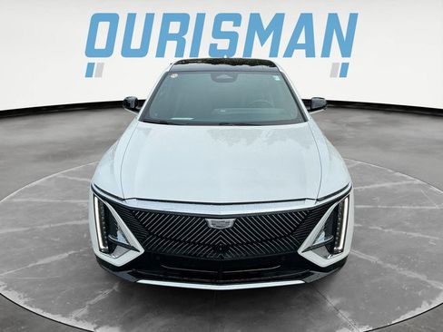 Used 2024 Cadillac Lyriq Luxury image 2
