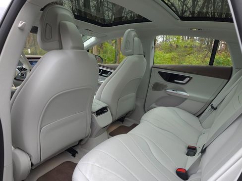 Used 2023 Mercedes-Benz EQE 350+ Sedan image 14