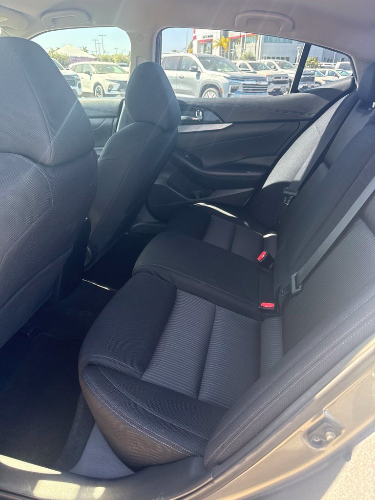Used 2016 Nissan Maxima 3.5 S FWD image 11