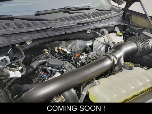 Used 2025 Ford Expedition Active image 39