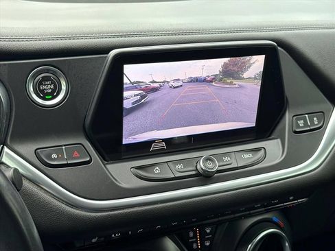 Used 2020 Chevrolet Blazer LT FWD image 24