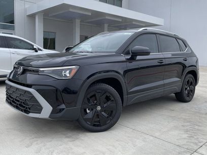 New 2025 Volkswagen Taos SE