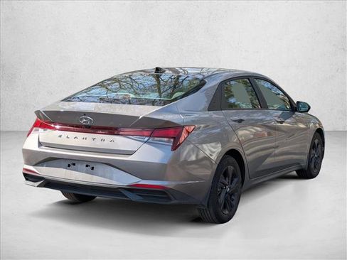 Certified 2023 Hyundai Elantra SEL image 2
