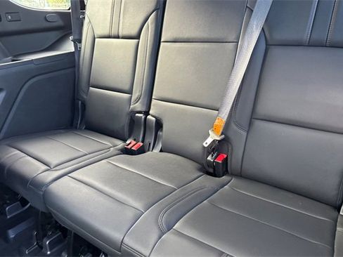 Used 2021 Chevrolet Tahoe RST w/ Luxury Package image 18