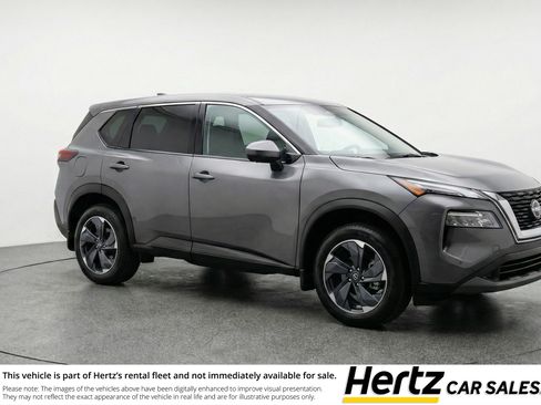 Used 2025 Nissan Rogue SV FWD image 1