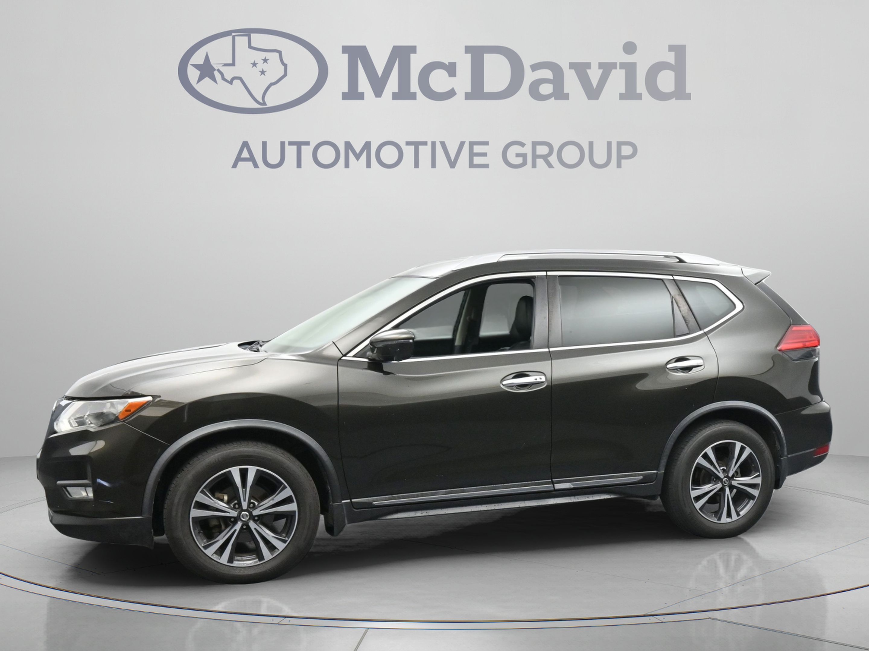 Used 2017 Nissan Rogue SL FWD image 5