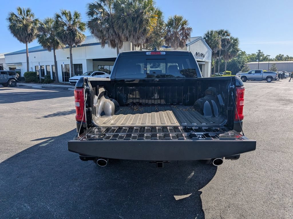 New 2026 RAM 1500 Laramie AWD/4WD image 13