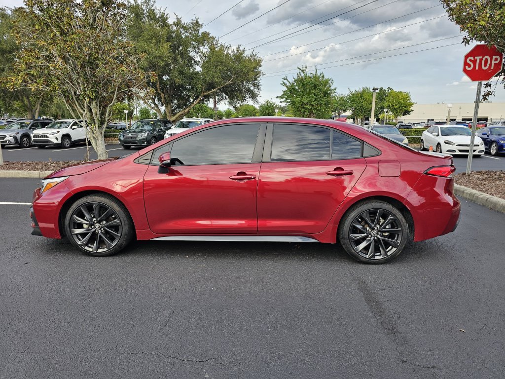 Used 2023 Toyota Corolla SE FWD image 5