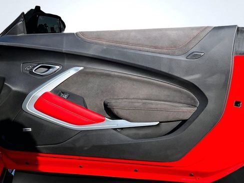 Used 2021 Chevrolet Camaro ZL1 image 24