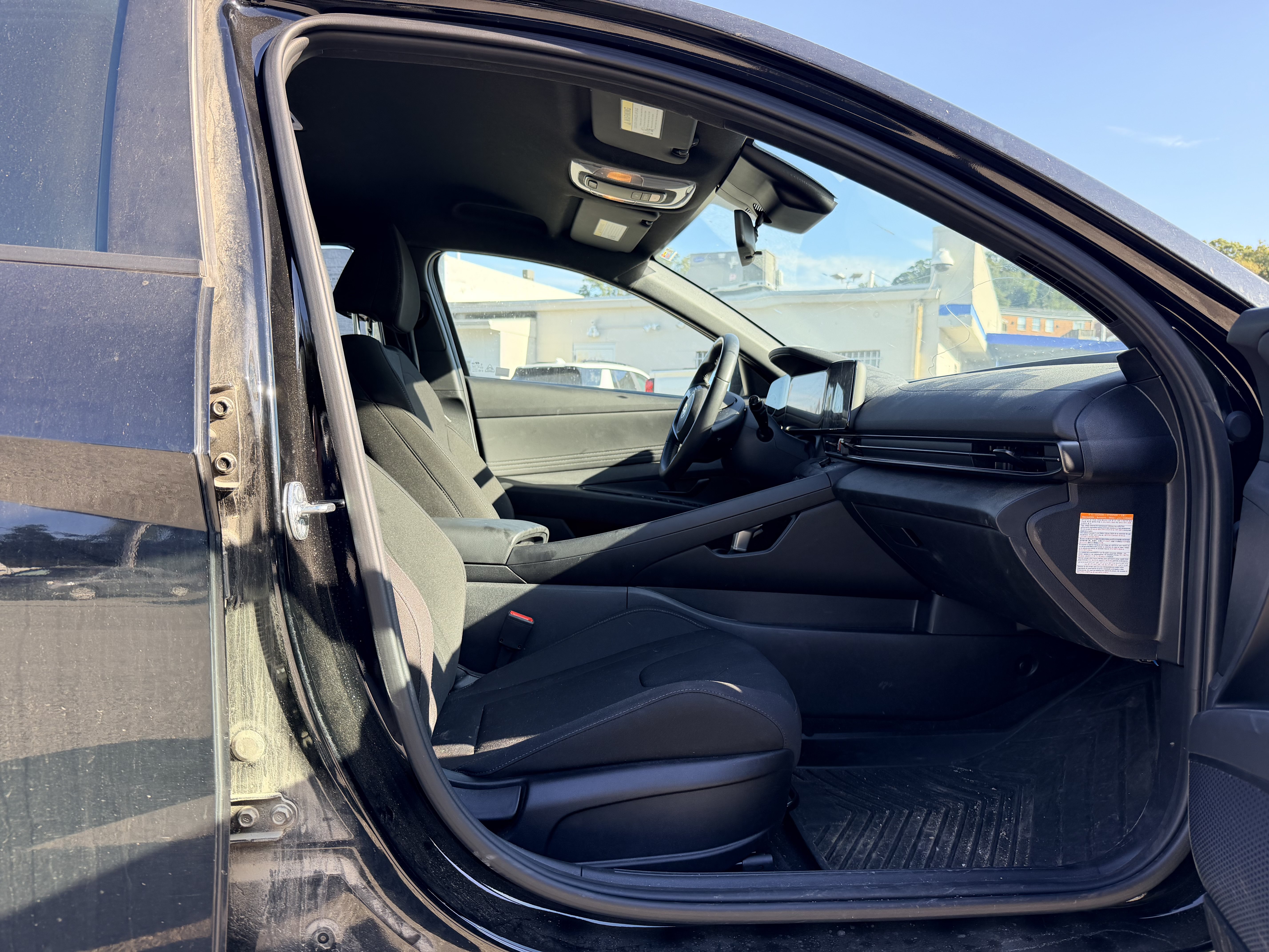 Used 2025 Hyundai Elantra SEL FWD image 10