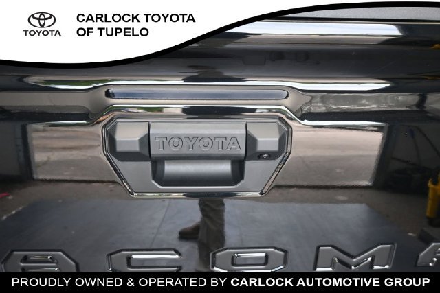 Used 2026 Toyota Tacoma SR5 AWD/4WD image 33