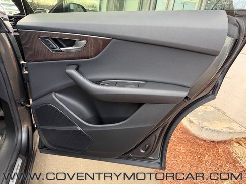 Used 2019 Audi Q8 Premium Plus w/ Premium Plus AWD/4WD image 45
