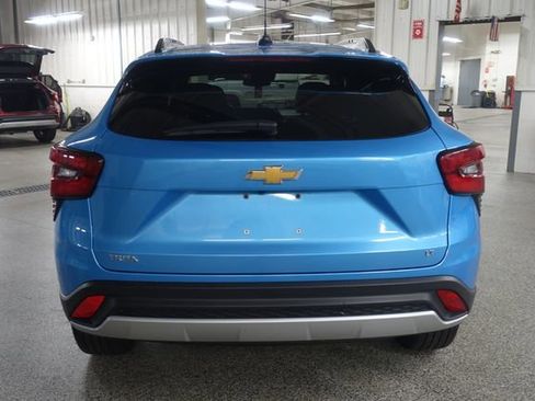 Used 2025 Chevrolet Trax LT image 6