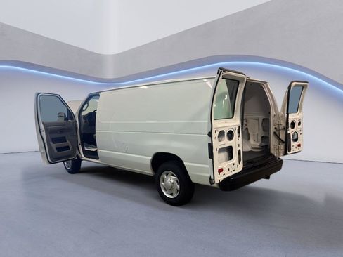 Used 2014 Ford E-150 and Econoline 150 w/ Power Group RWD image 12