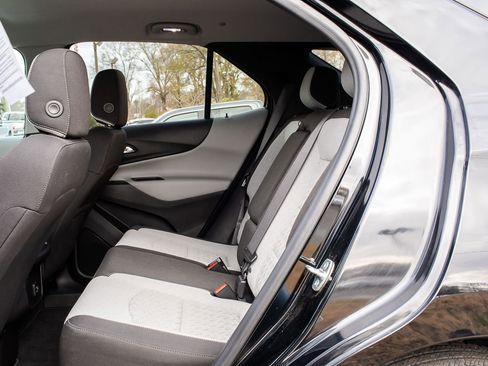 Used 2024 Chevrolet Equinox LS w/ LS Convenience Package image 15