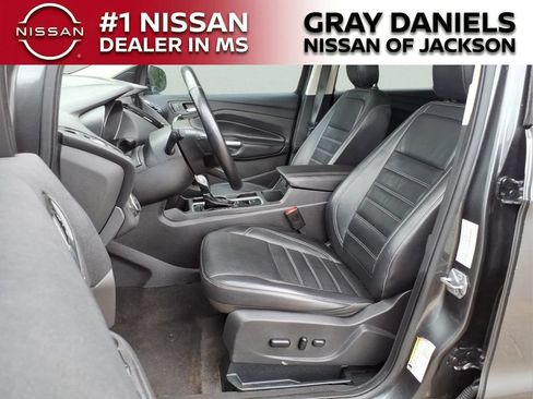Used 2019 Ford Escape Titanium FWD image 18