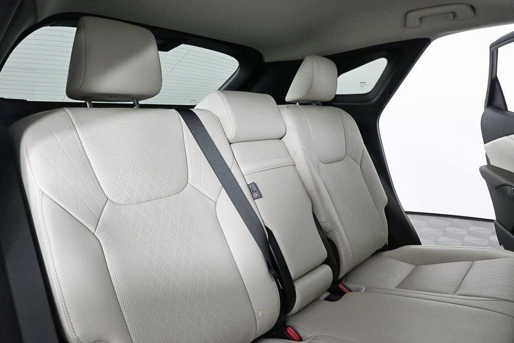 Used 2024 Lexus RX 350 w/ Technology Package AWD/4WD image 20