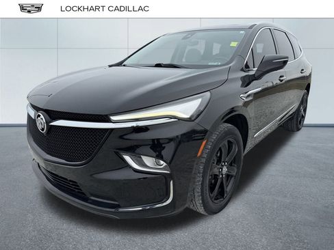 Used 2023 Buick Enclave Essence w/ Experience Buick Package image 6