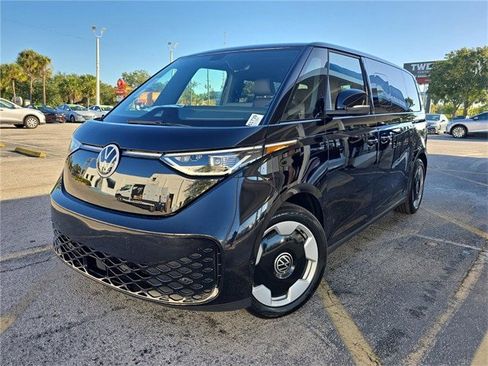 New 2025 Volkswagen ID. Buzz Pro S image 26