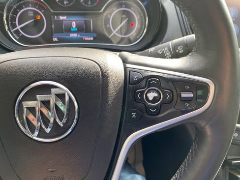Used 2016 Buick Regal Premium image 15