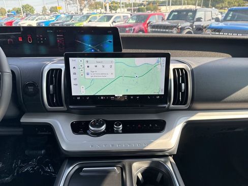 New 2025 Ford Expedition Max Active image 28