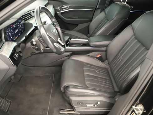 Used 2023 Audi e-tron Chronos w/ Chronos Package image 24