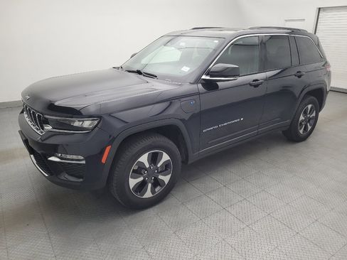 Used 2024 Jeep Grand Cherokee Limited 4xe AWD/4WD image 2
